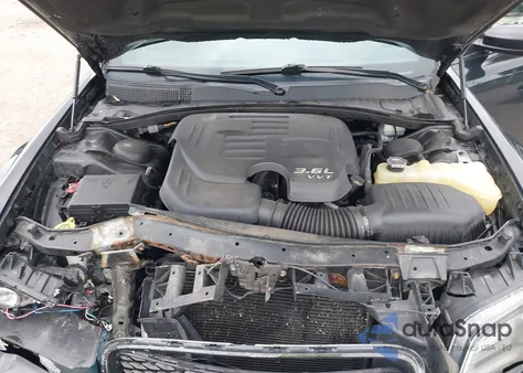 2015 Chrysler 300 300S из США, поврежденный, VIN 2C3CCAGG1FH923044